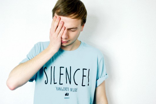 SILENCE! HANGOVER INSIDE błękitny t-shirt M, L MUNGO