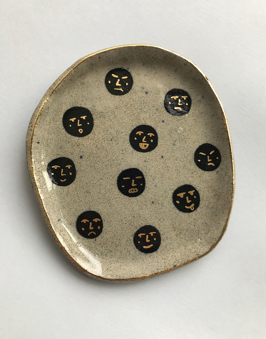 Ceramiczny talerz Humory ELEMTHEBRAND