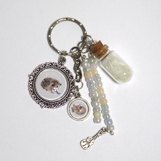 breloki Breloczek - Jeżyk, lis, ukulele, fiolka, pastelowy