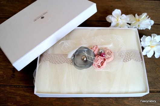 Podwiązka ślubna   w stylu Vintage Bridesline