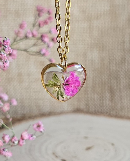 wisiory Złota zawieszka wisiorek kwiaty serce serduszko różowa