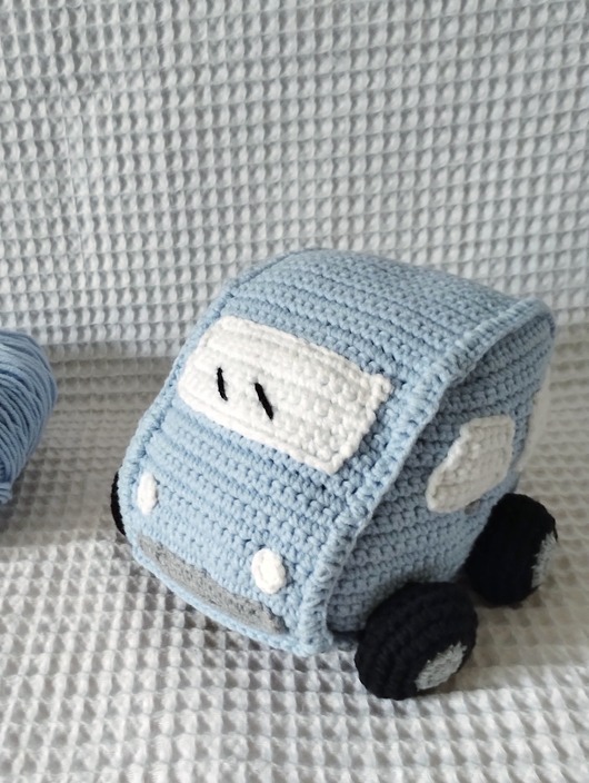 zabawki - inne Szydełkowy samochód, samochodzik, autko