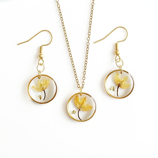 komplet biżuterii Komplet biżuterii z konwalią