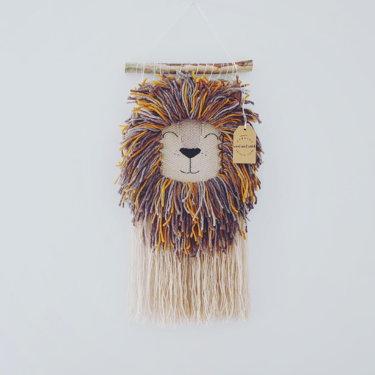Makatka  Makrama Lew wool and stick
