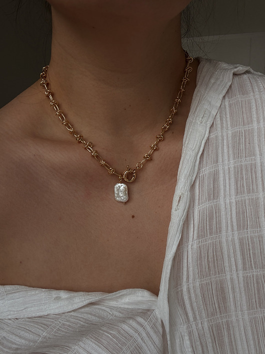 złote naszyjniki Naszyjnik  łańcuszek z perłą