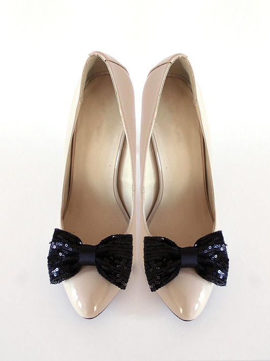 Black Sequins Bow - klipsy do butów Coquet Coquet