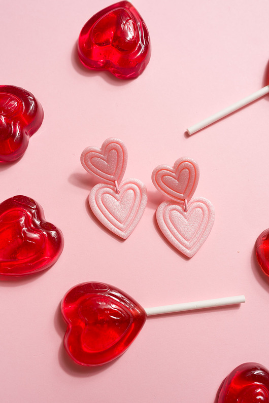 kolczyki z masy plastycznej Wiszące łańcuszki serca edycja walentynkowa