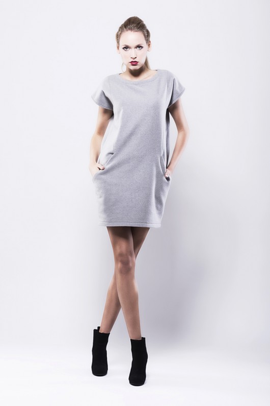 Elegancka sukienka wełniana f.ADD