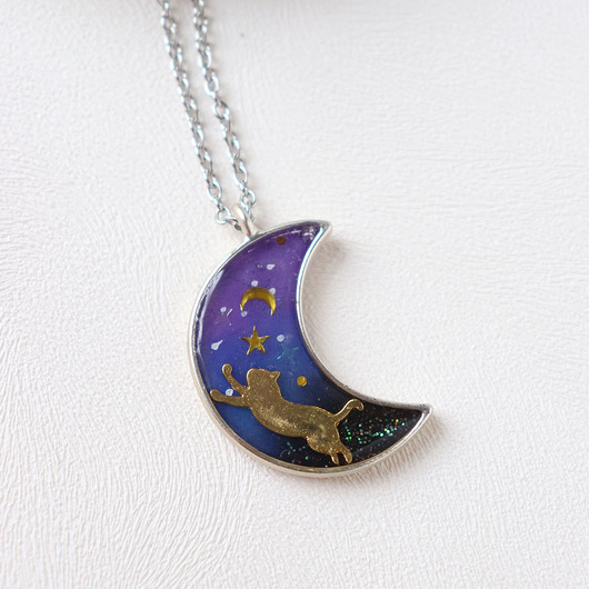 wisiory Księżyc galaxy cat naszyjnik blue