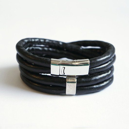 bransoletki - inne Bransoletka - Czarna, magnes - owijana