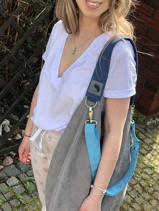 Szara torba worek z zamszu ekologicznego Karolina Audycka