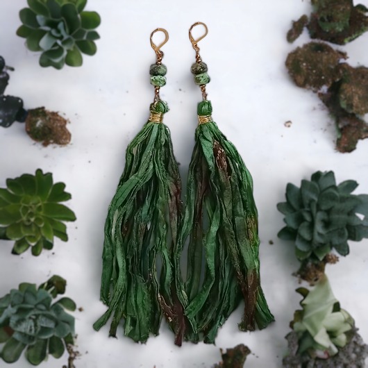 kolczyki chwosty UNIKATOWE kolczyki chwosty : jedwab : ekstremalnie długie : Sari 005