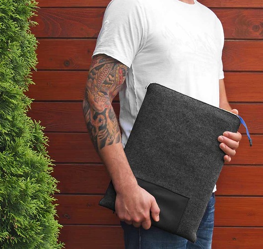 ETUI Z FILCU NA LAPTOPA 05 niebieski zamek purol design