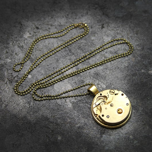Steampunk Glode - wisiorek industrialny Djenka