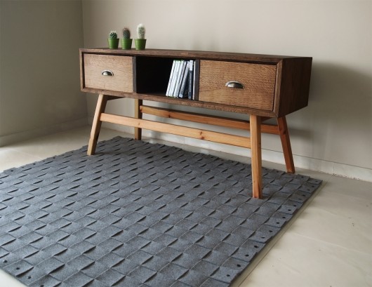 Dywan z filcu CHECKER grey  melyo