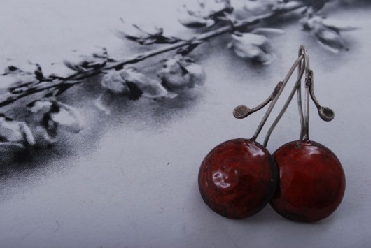 RED APPLE - kolczyki Dorota Oyrzanowska