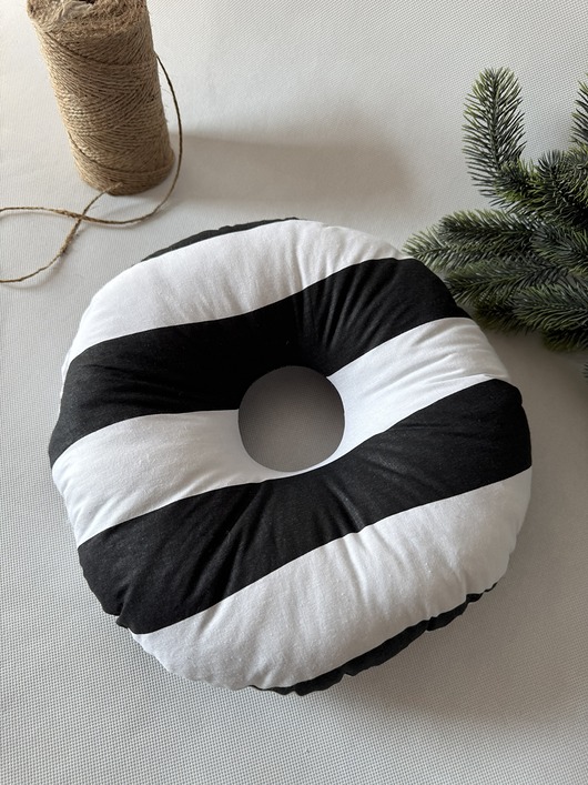 kolczyki - inne Poduszka do Piercingu Ucha Z Otworem Na Gojenie Helix Tragus bawełniana