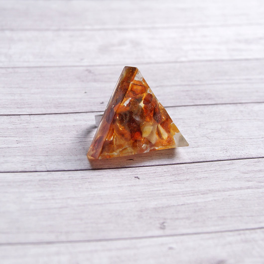 pierścionek z żywicy S A L E : UNIKATOWY pierścień BURSZTYN w żywicy