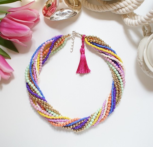 collier de couleur Republika jewelry