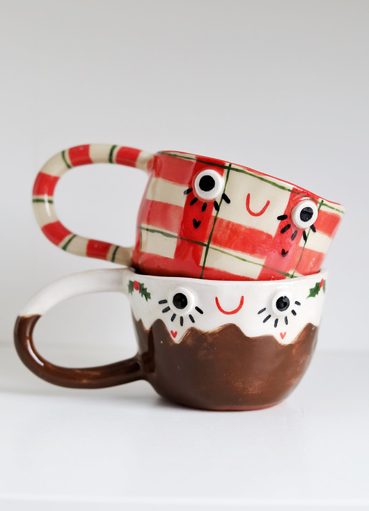 kubki Ceramiczny kubek z motywem świątecznym piernik