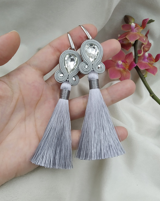 kolczyki soutache Kolczyki srebrne szare chwosty, klipsy sutasz