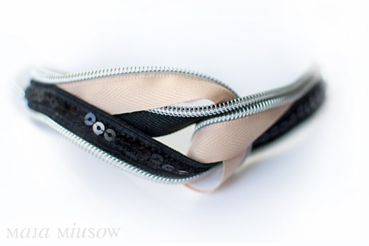 grapebracelet lightpink& black maja miusow