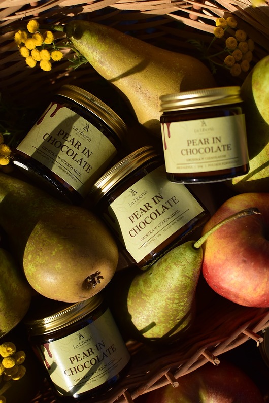 świeczniki i świece Jesienna świeca Pear In Chocolate