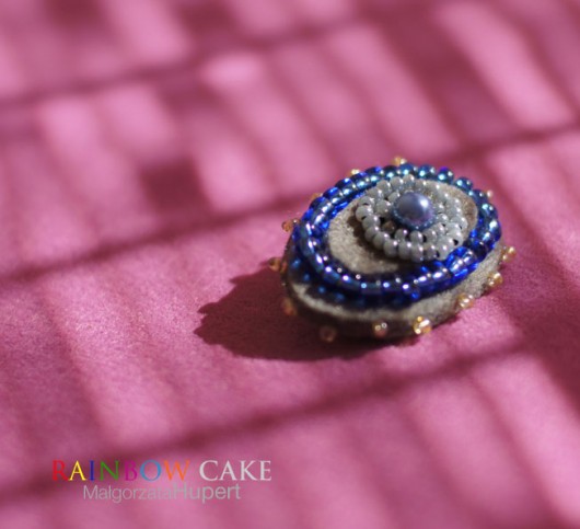 Rainbow Cake - broszka FlowerFelt Design