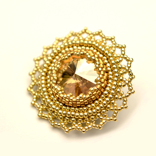 broszki Golden Shadow, broszka z kryształem Swarovskiego, haft koralikowy