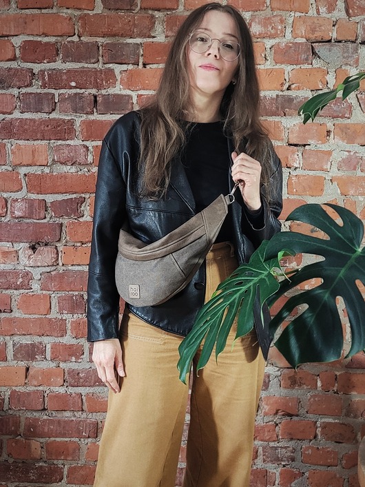 saszetka nerka Nerka "Haru" brązowa  bawełniana z ekoskórą