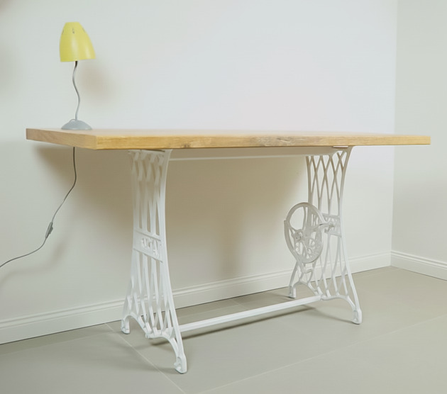 stoły Konsole Biurka Stoły na Maszynach