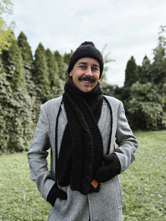 tuby i kominy Męski szal MERINO Czarny szalik