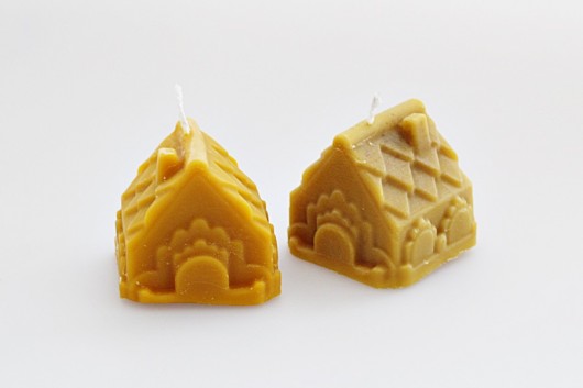 świece ,,Domki'' z wosku pszczelego Nikka handmade