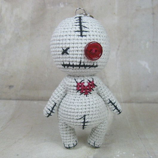 Szara laleczka Voodoo Aszkowo
