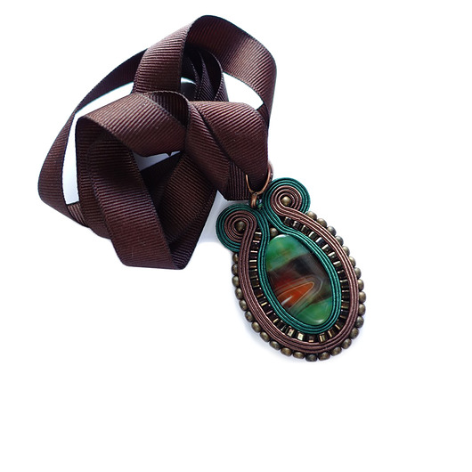 Elegancki wisior soutache z agatem Mró Soutache