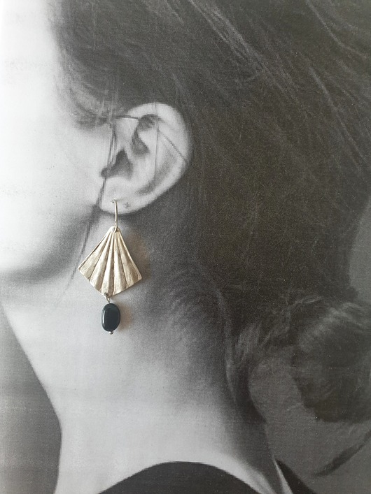 kolczyki z kamieniami Kolczyki ORIGAMI wachlarze z czarnym turmalinem