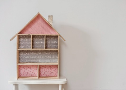 Domek/Organizer Writings MIA home