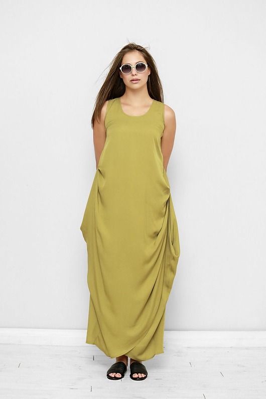 Oliwkowa sukienka oversize Celia Freeshion