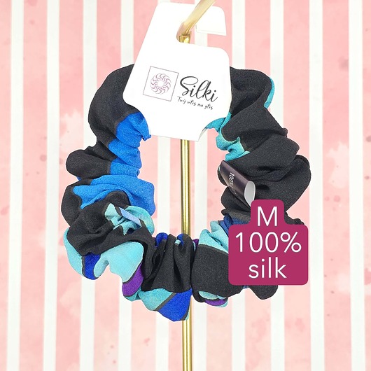 gumki do włosów M  średnia gumka do włosów jedwab naturalny scrunchie czarna niebieska