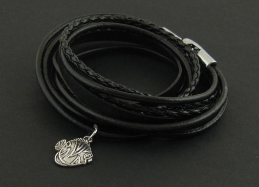rybka in black maghia