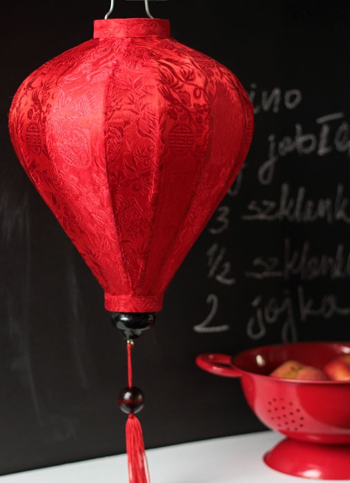 Lampion z jedwabiu, abażur Diamond, czerwony Orientstation