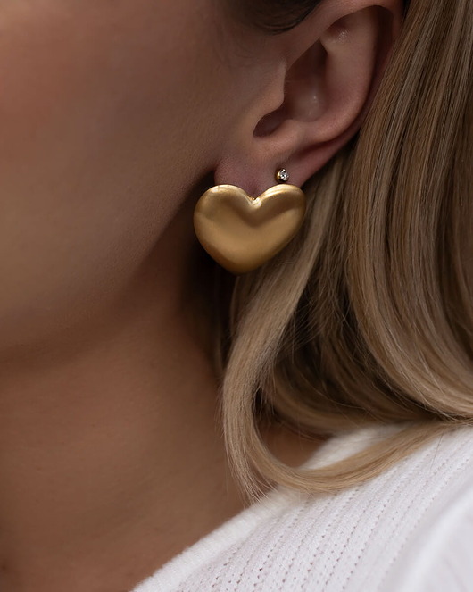 kolczyki pozłacane Złote szczotkowane kolczyki serca ze stali chirurgicznej Paraiso Philotea