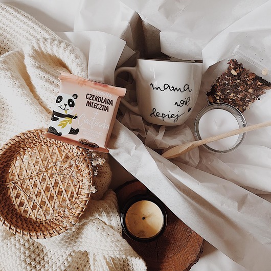 Zestaw z herbatą i świeczką MAMA WIE LEPIEJ my mug company
