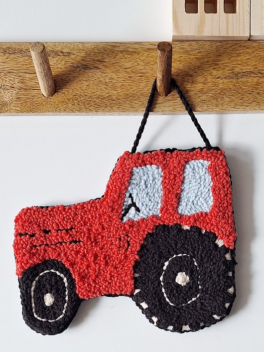 obrazy i plakaty do pokoju dziecięcego Zawieszka traktor na ścianę 