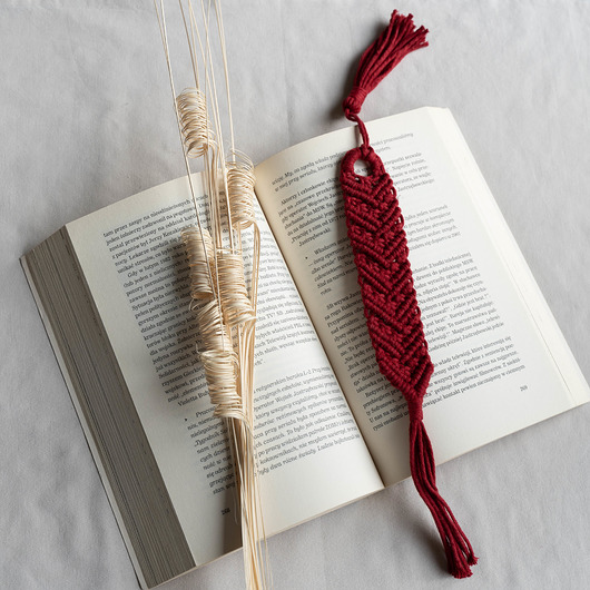 zakładki do książek Zakładka do książki BOHO RED