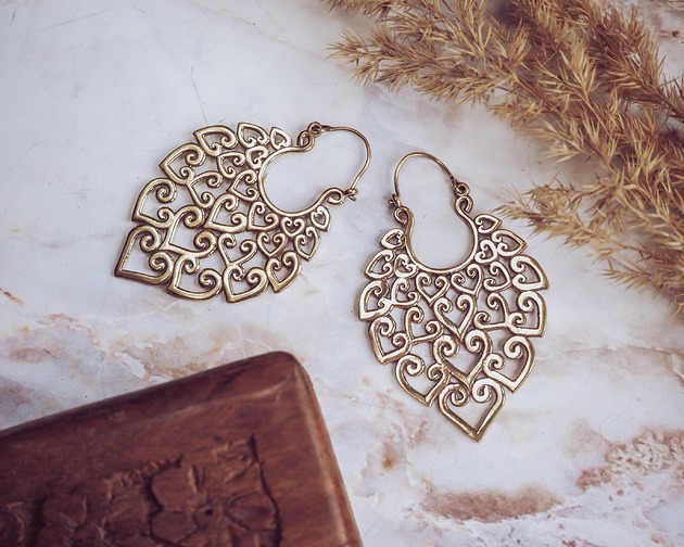 kolczyki z mosiądzu Ornamentalne Kolczyki 'MAYURA'