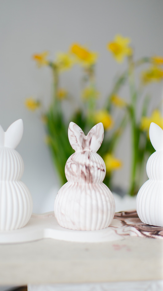 ozdoby wielkanocne Zajączki wielkanocne i podstawka, zestaw