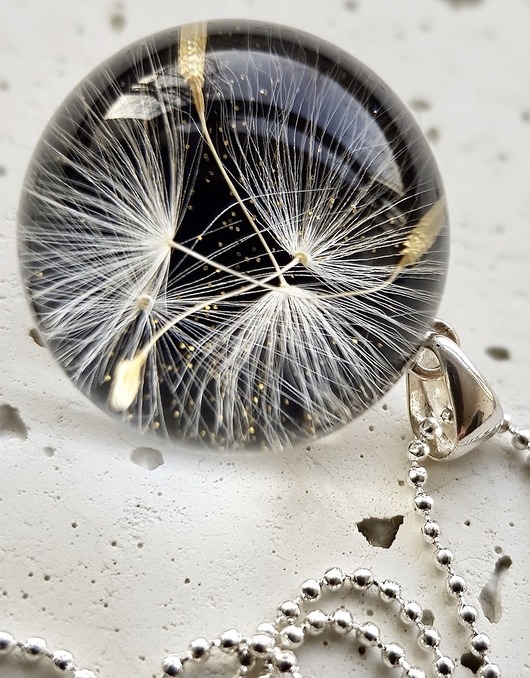 dmuchawiec w naszyjniku Grol Jewellery