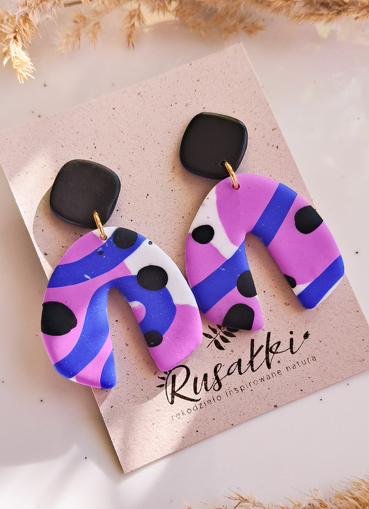 kolczyki z masy plastycznej Kolczyki abstrakcje fioletowe, idealne kolczyki dla dziewczyny, rocznica, okazja