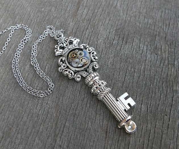 wisiory Mechaniczny klucz 0144